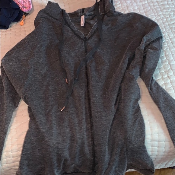 Z Supply - Gia Washed Hoodie